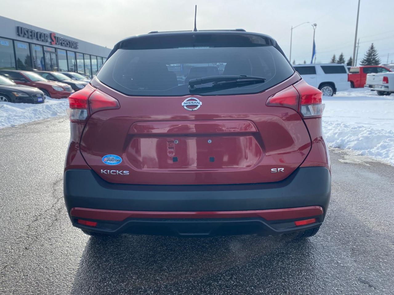 2019 Nissan Kicks SR FWD ~Heated Leather ~Bluetooth ~Alloys ~Camera Photo