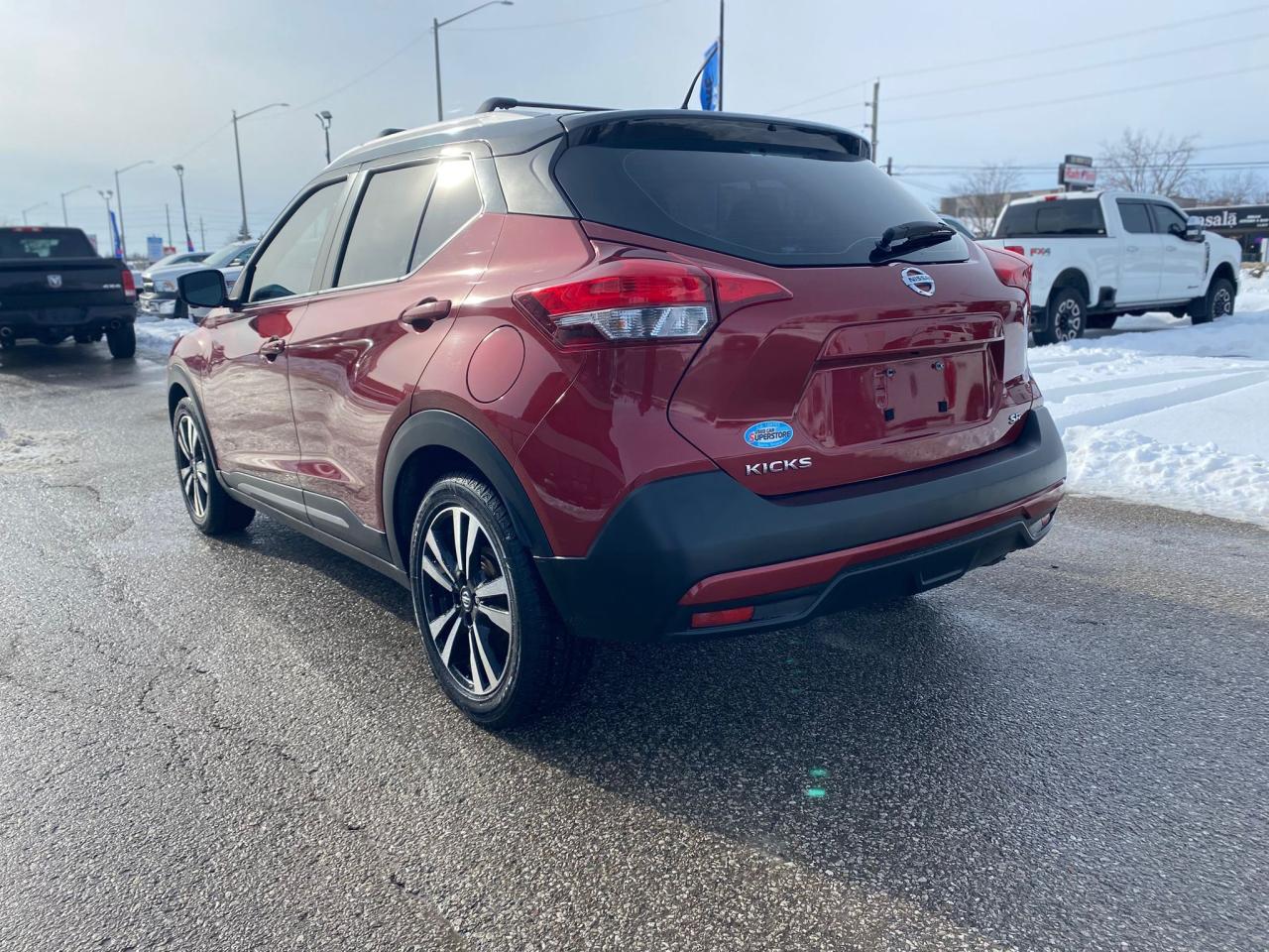 2019 Nissan Kicks SR FWD ~Heated Leather ~Bluetooth ~Alloys ~Camera Photo
