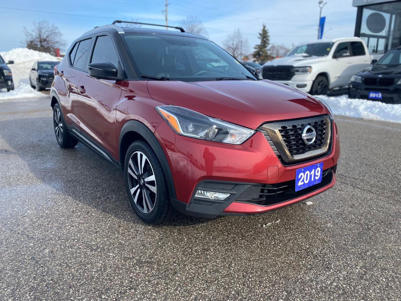 2019 Nissan Kicks SR FWD ~Heated Leather ~Bluetooth ~Alloys ~Camera Photo4