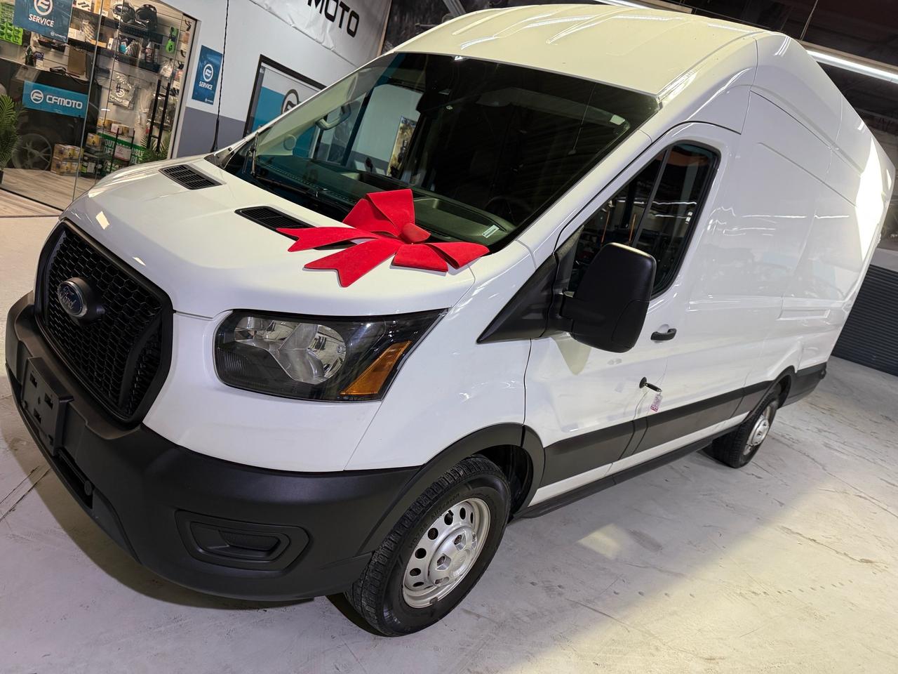 2024 Ford Transit Cargo Van AWD   T-250 148 EL   EXTRA LONG   CAMERA   HIGH RO Photo
