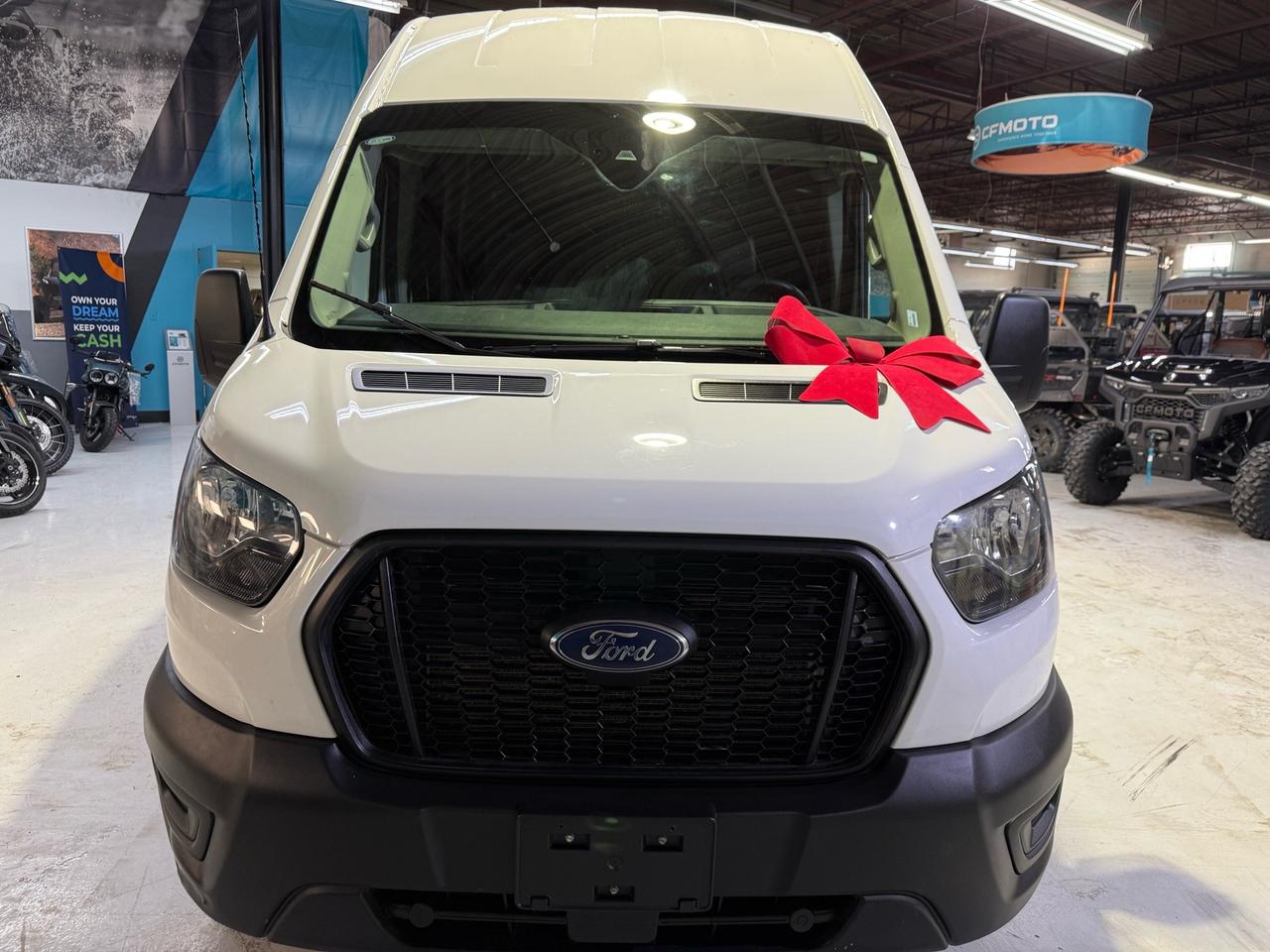 2024 Ford Transit Cargo Van AWD   T-250 148 EL   EXTRA LONG   CAMERA   HIGH RO Photo