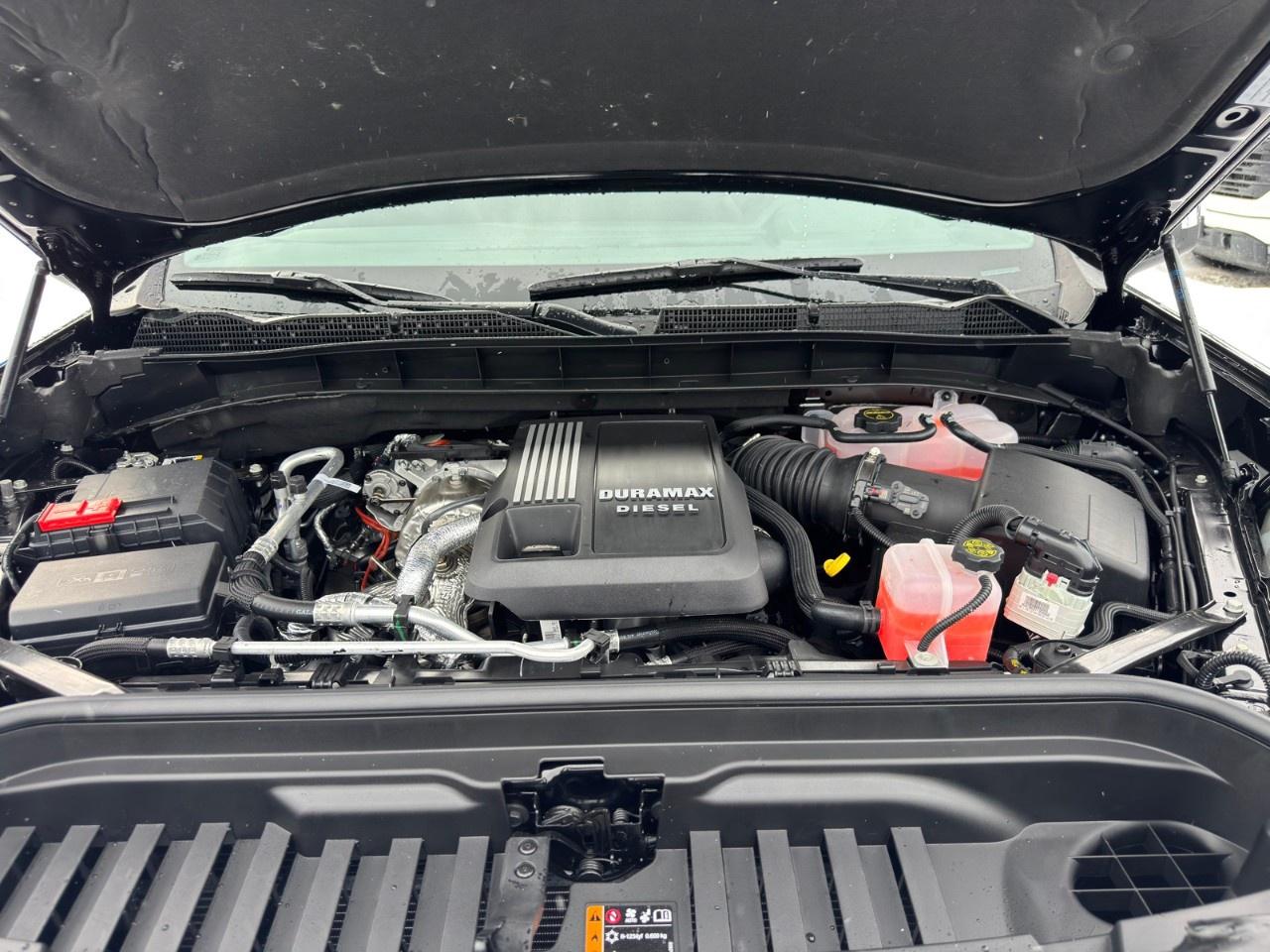 2026 GMC Sierra 1500 Crew Cab Short Box 4-Wheel Drive SLE Photo