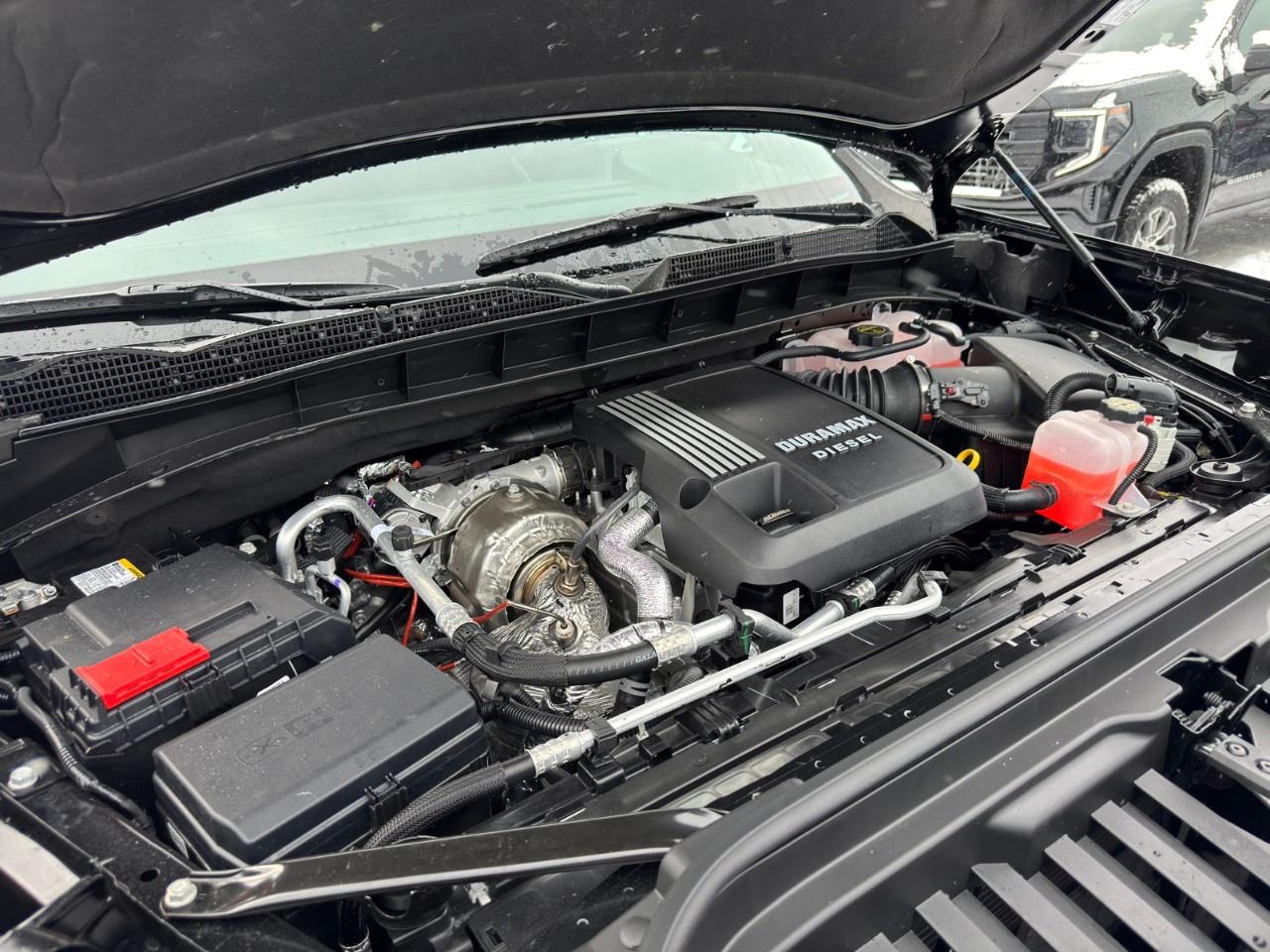 2026 GMC Sierra 1500 Crew Cab Short Box 4-Wheel Drive SLE Photo