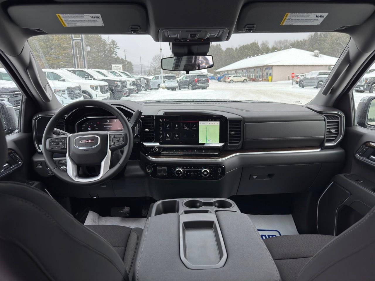 2026 GMC Sierra 1500 Crew Cab Short Box 4-Wheel Drive SLE Photo