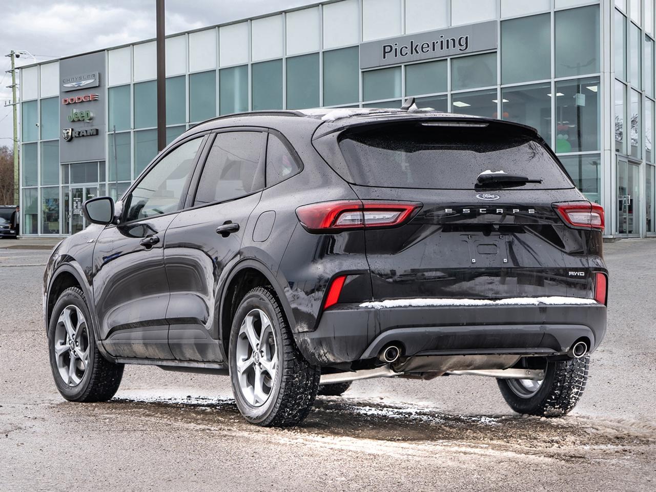 2025 Ford Escape ST-Line Select AWD Photo4