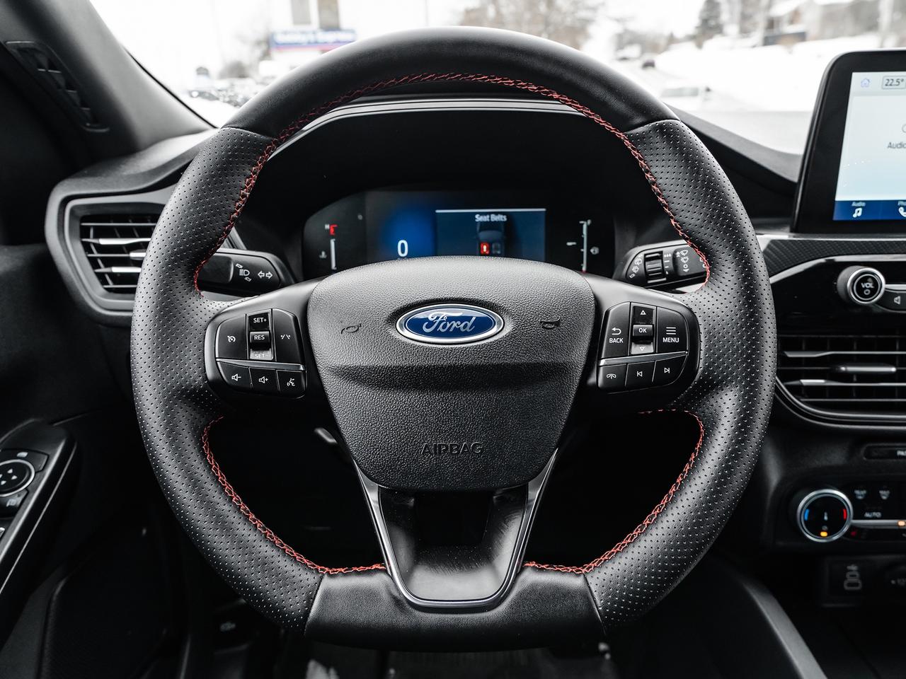 2025 Ford Escape ST-Line Select AWD Photo