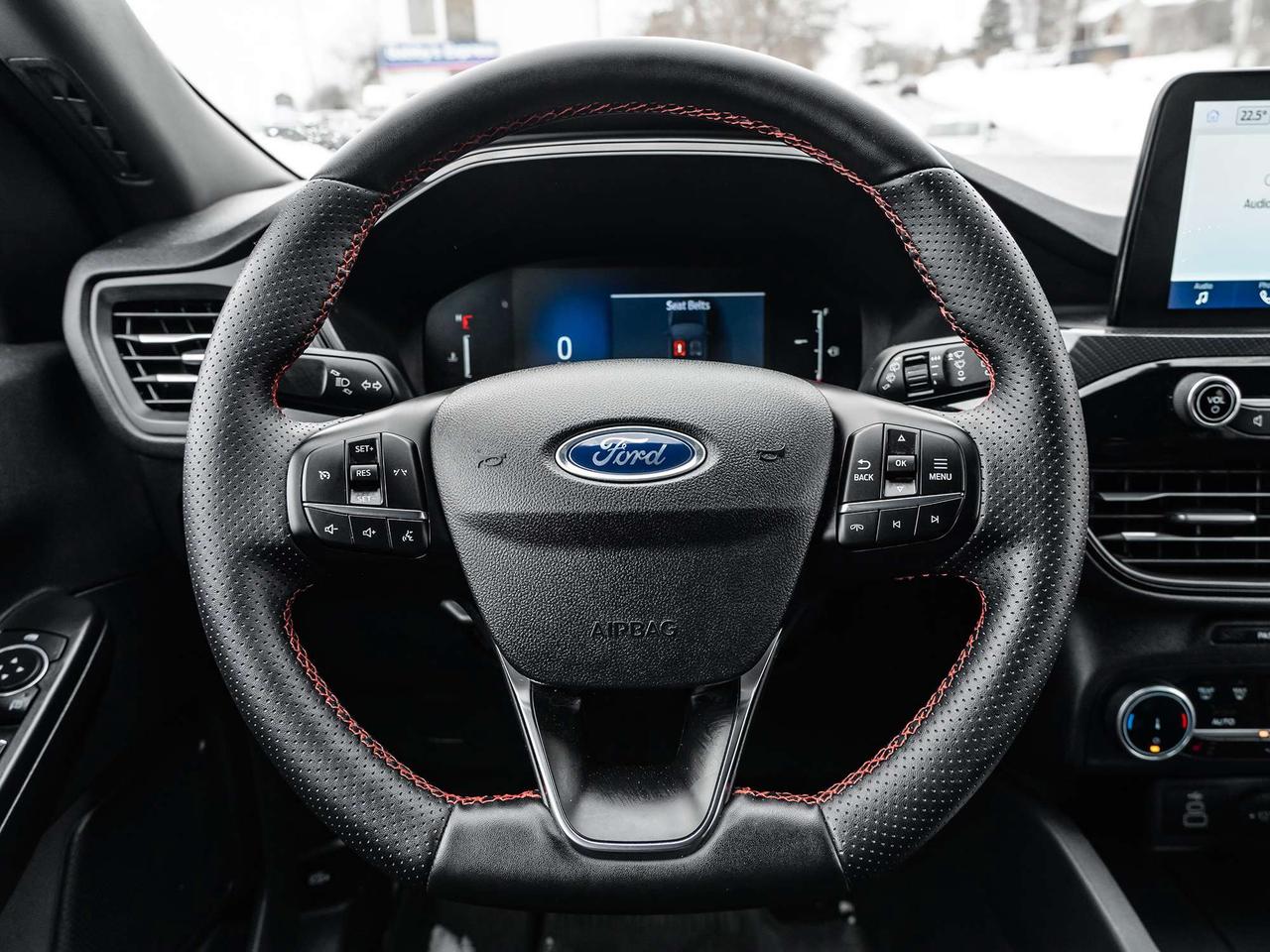 2025 Ford Escape ST-Line Select AWD Photo