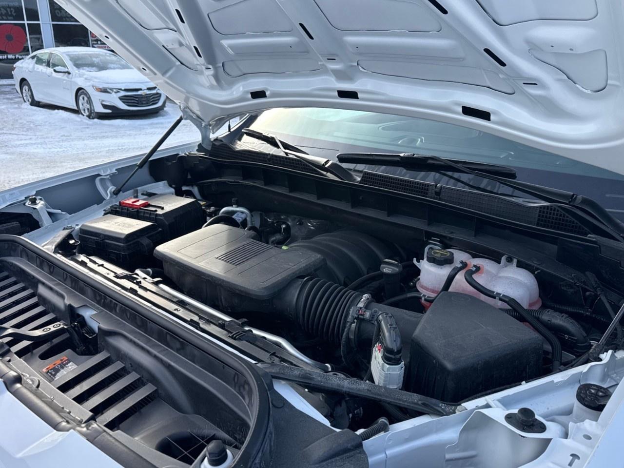 2026 GMC Sierra 1500 Crew Cab Short Box 4-Wheel Drive Pro Photo