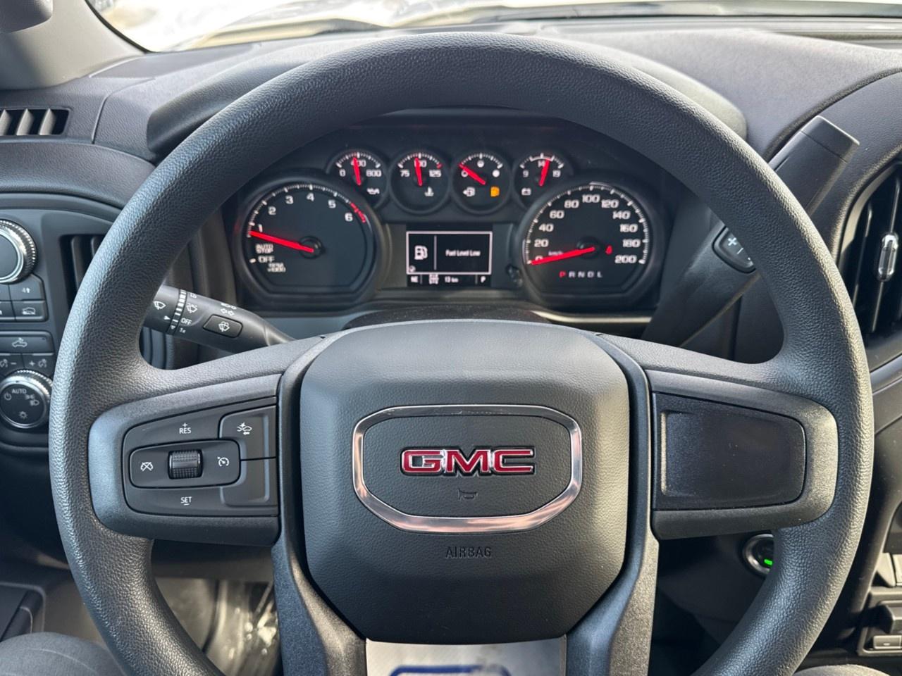 2026 GMC Sierra 1500 Crew Cab Short Box 4-Wheel Drive Pro Photo