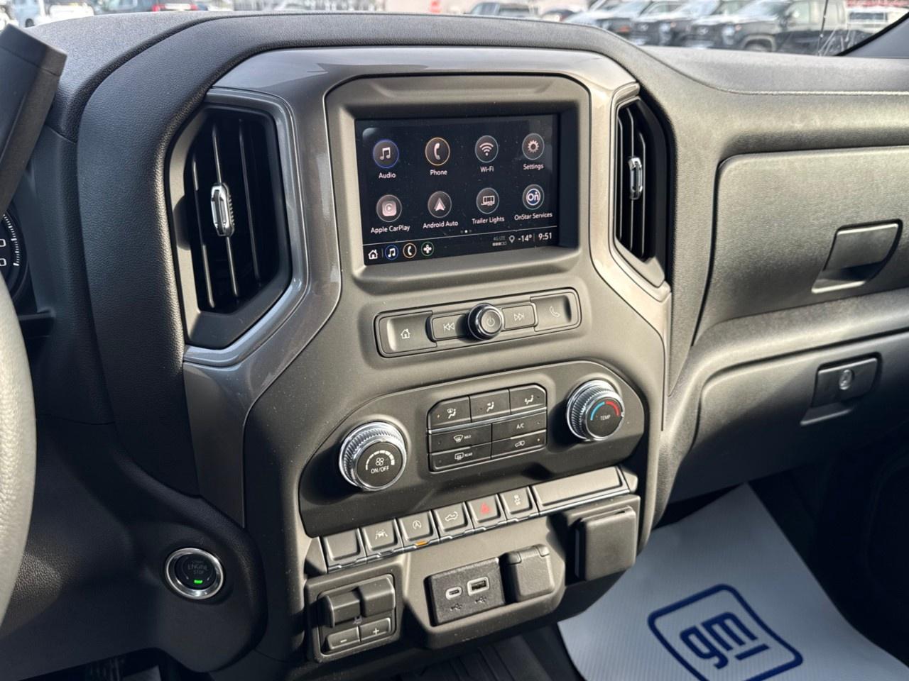 2026 GMC Sierra 1500 Crew Cab Short Box 4-Wheel Drive Pro Photo