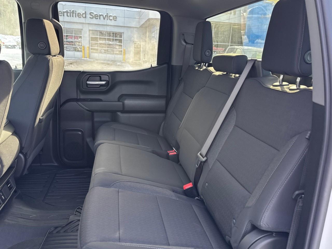 2026 GMC Sierra 1500 Crew Cab Short Box 4-Wheel Drive Pro Photo