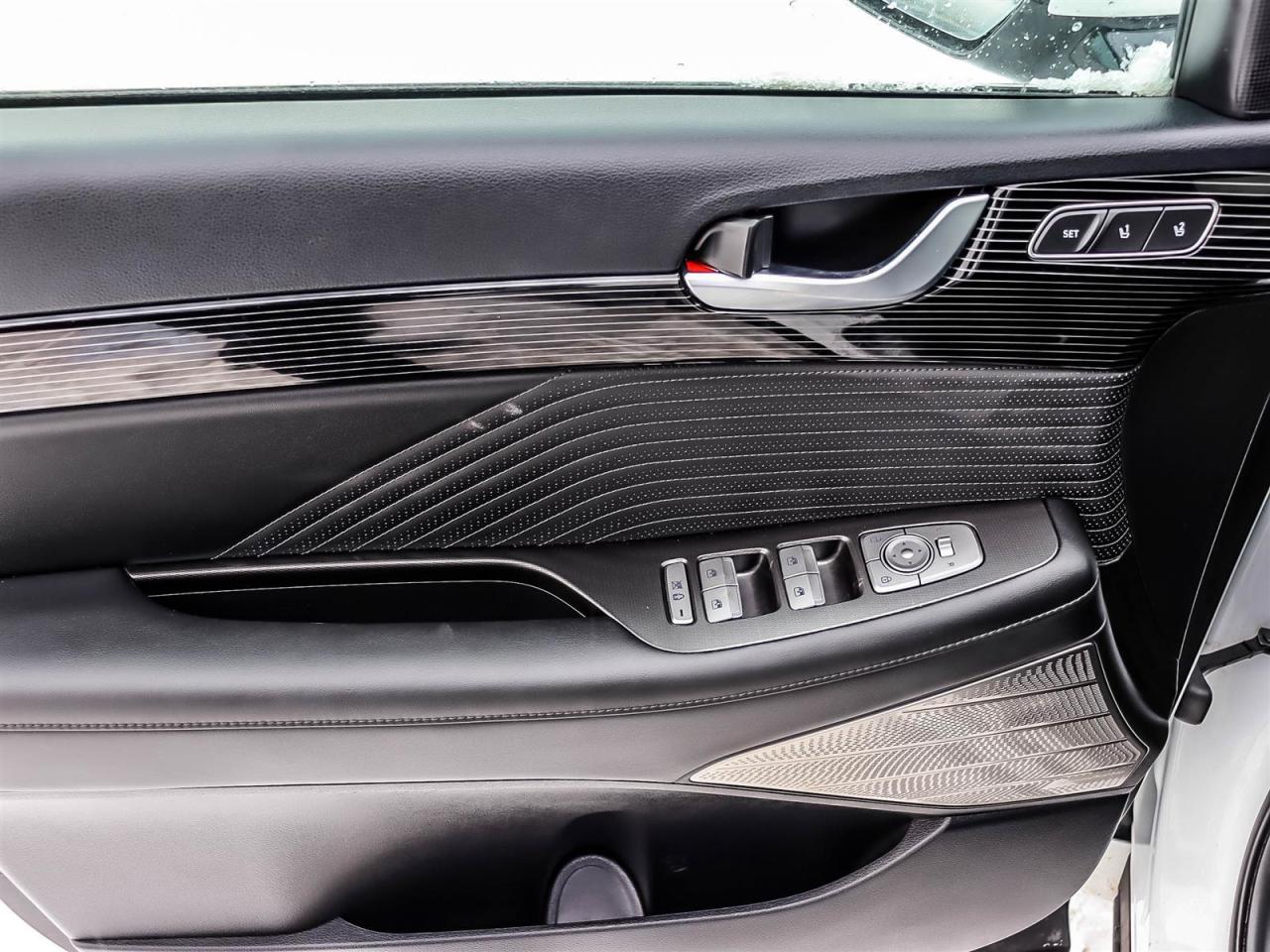 2025 Hyundai PALISADE Ultimate Calligraphy Night Photo