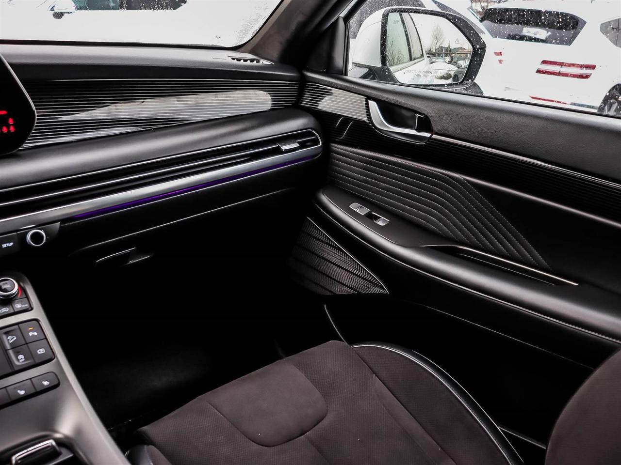 2025 Hyundai PALISADE Ultimate Calligraphy Night Photo