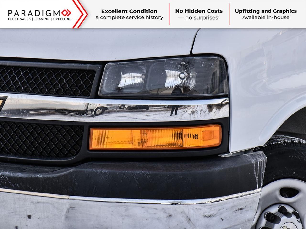 2024 Chevrolet Express 135"wb Low roof Photo2