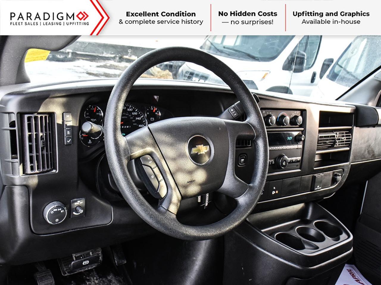 2024 Chevrolet Express 135"wb Low roof Photo