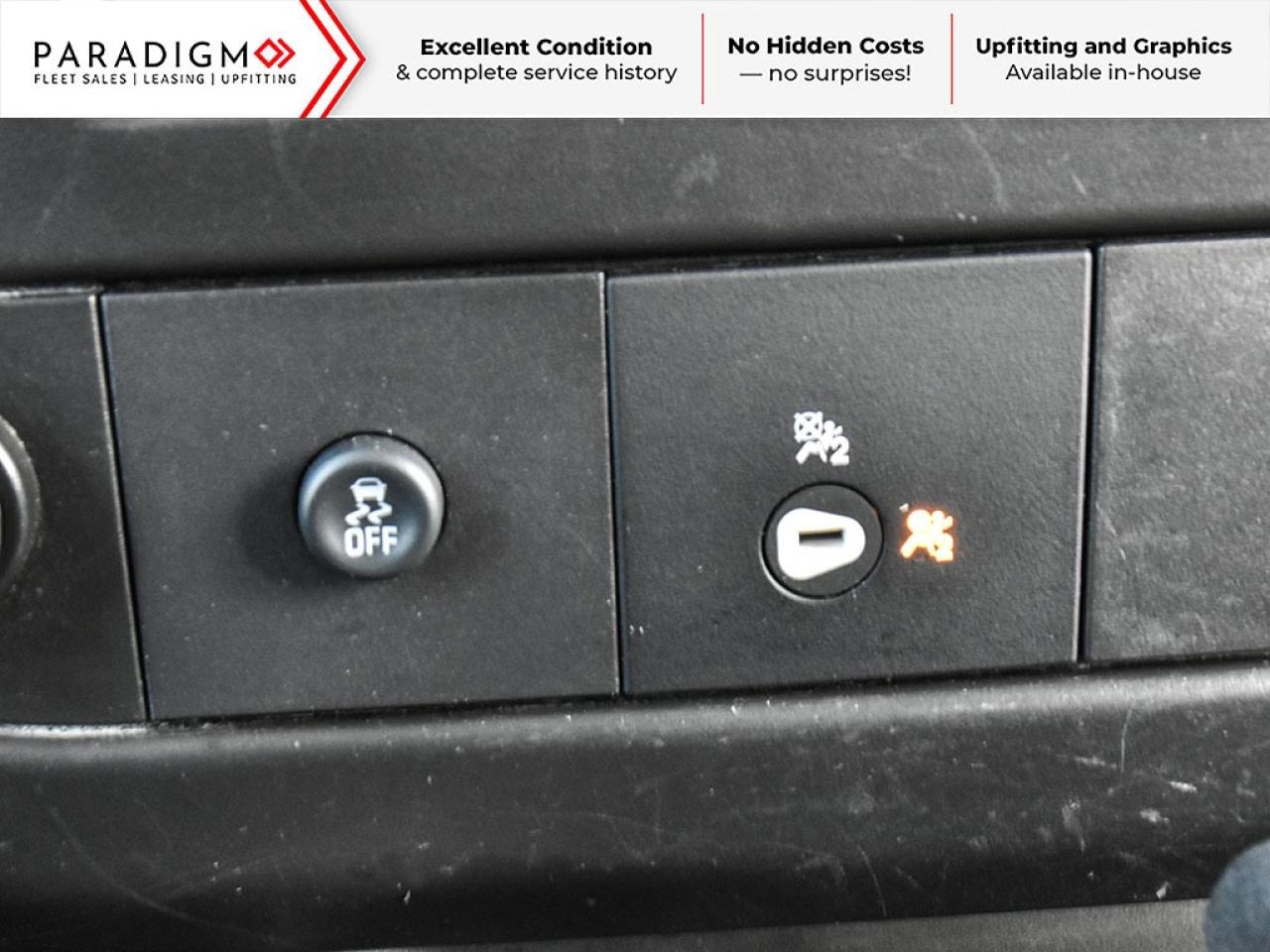 2024 Chevrolet Express 135"wb Low roof Photo