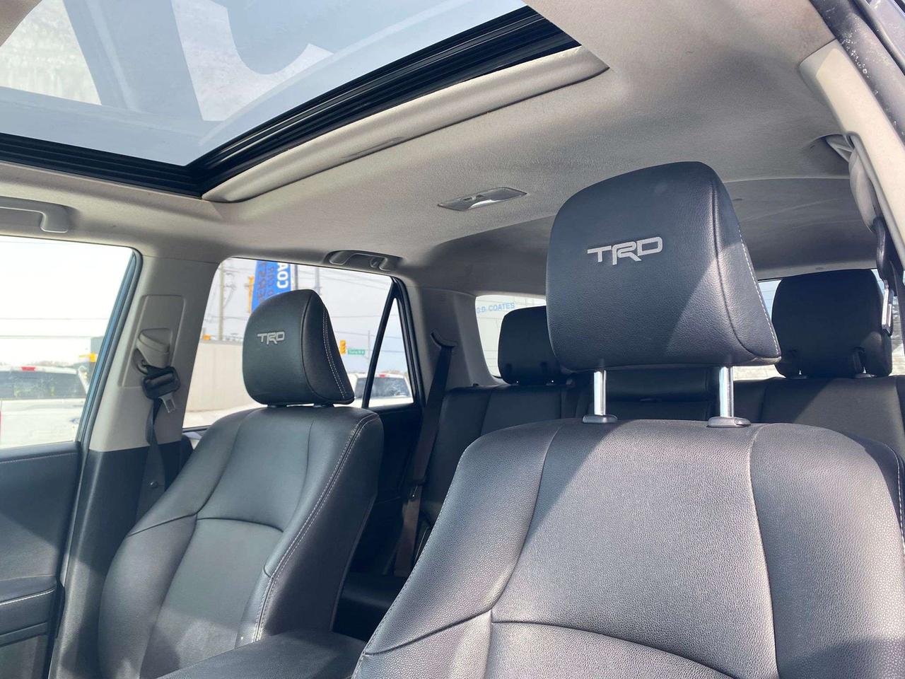 2022 Toyota 4Runner 4x4 ~Heated Leather ~Sunroof ~Bluetooth ~Camera Photo