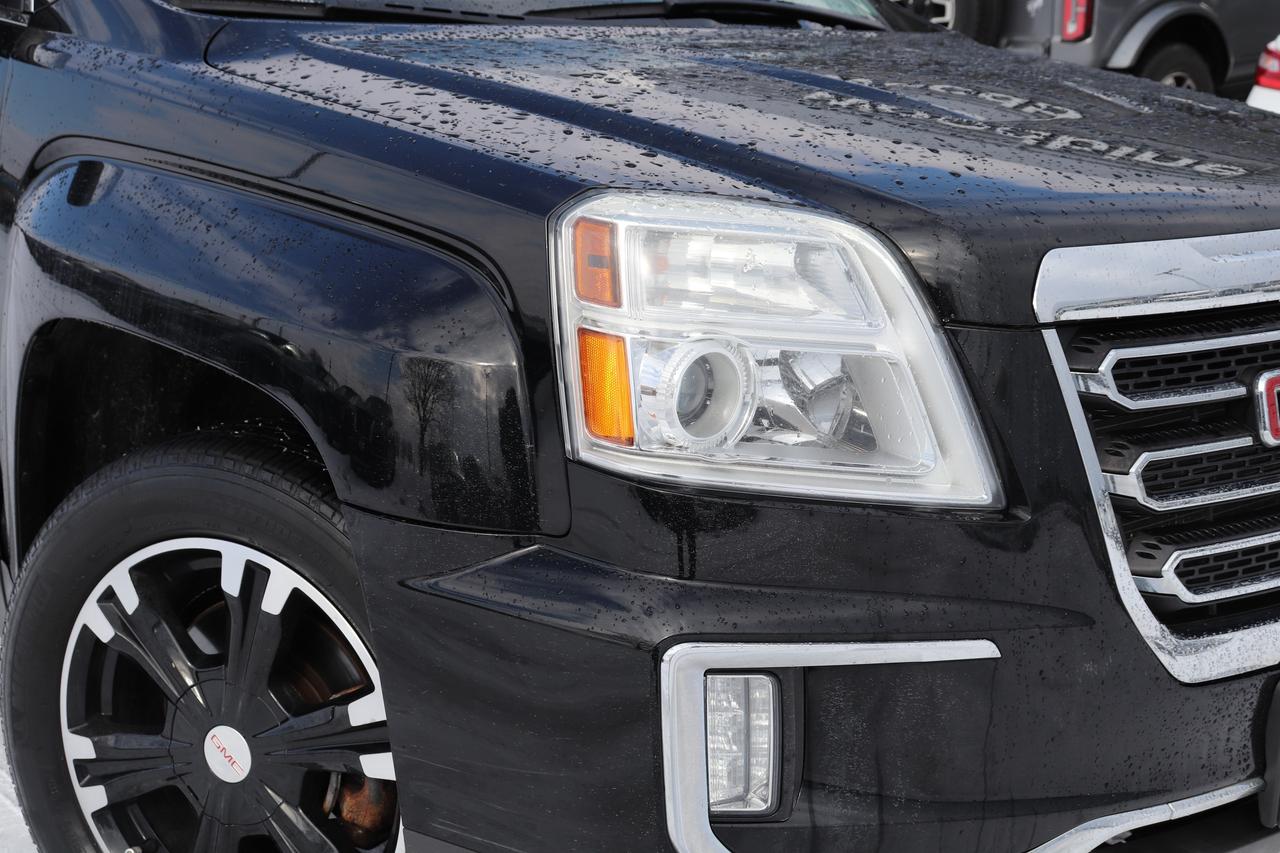 2017 GMC Terrain SLT SUNROOF LEATHER BLIND SPOT HTD SEAT REMOTE STR Photo2