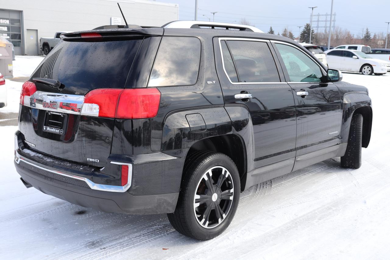 2017 GMC Terrain SLT SUNROOF LEATHER BLIND SPOT HTD SEAT REMOTE STR Photo