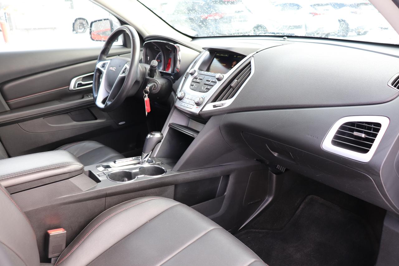 2017 GMC Terrain SLT SUNROOF LEATHER BLIND SPOT HTD SEAT REMOTE STR Photo