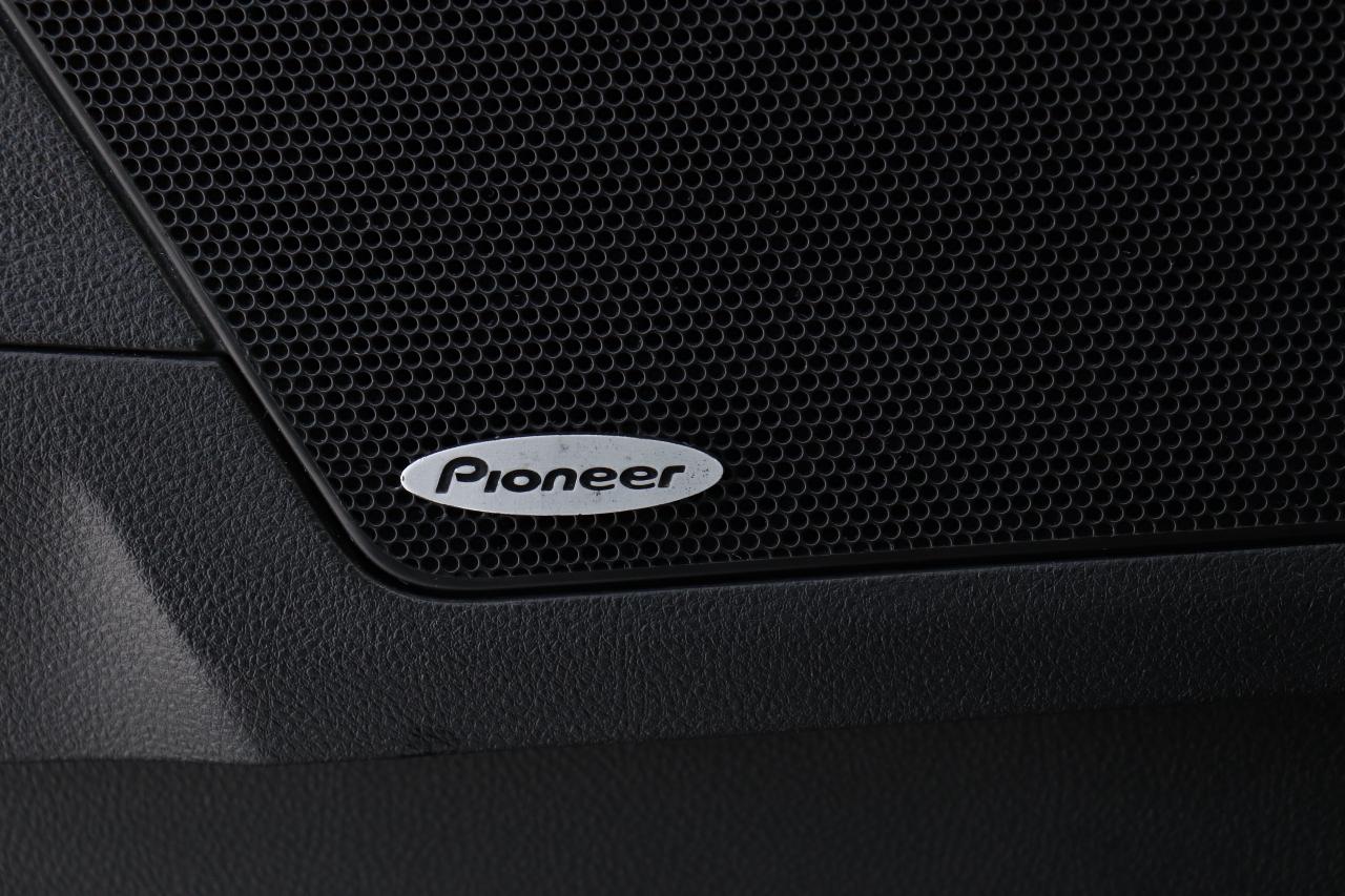 2017 GMC Terrain SLT SUNROOF LEATHER BLIND SPOT HTD SEAT REMOTE STR Photo