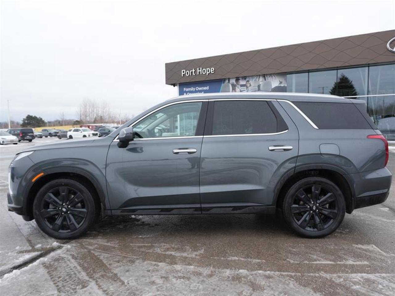 2023 Hyundai PALISADE AWD Urban 7P Photo