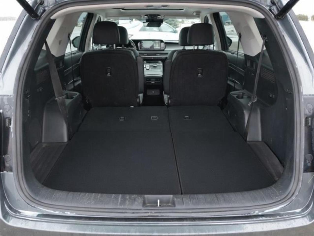 2023 Hyundai PALISADE AWD Urban 7P Photo