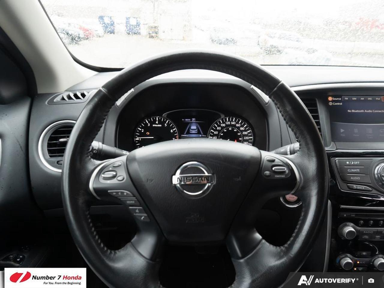 2017 Nissan Pathfinder 4DR 4WD SV Photo