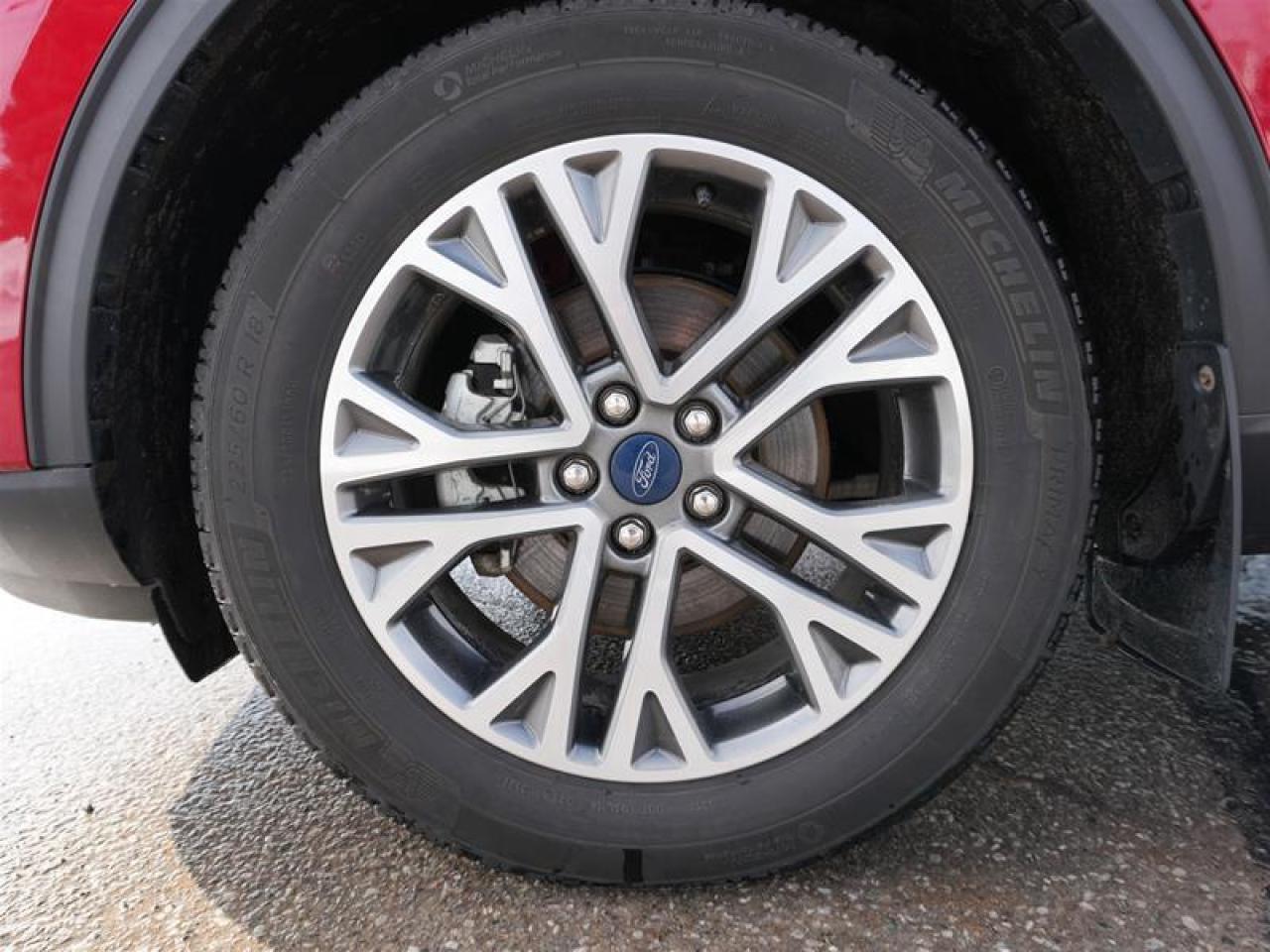 2022 Ford Escape Titanium AWD Photo