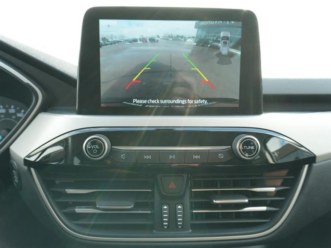 2022 Ford Escape Titanium AWD Photo