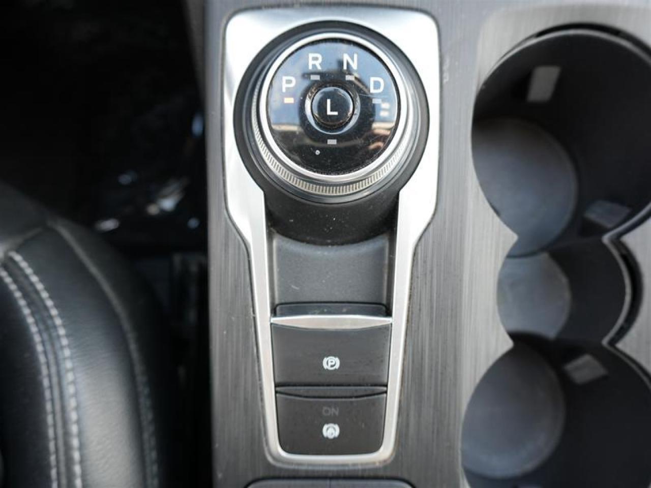 2022 Ford Escape Titanium AWD Photo