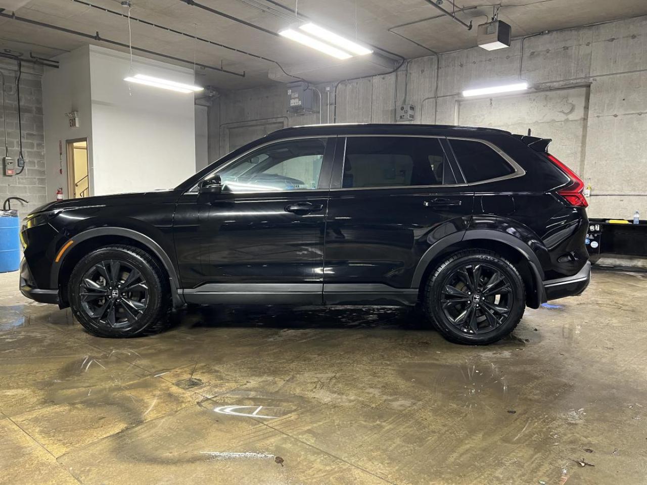 2024 Honda CR-V Hybrid Touring *EXTENDED FACTORY WARRANTY*NO REPORTED ACC Photo