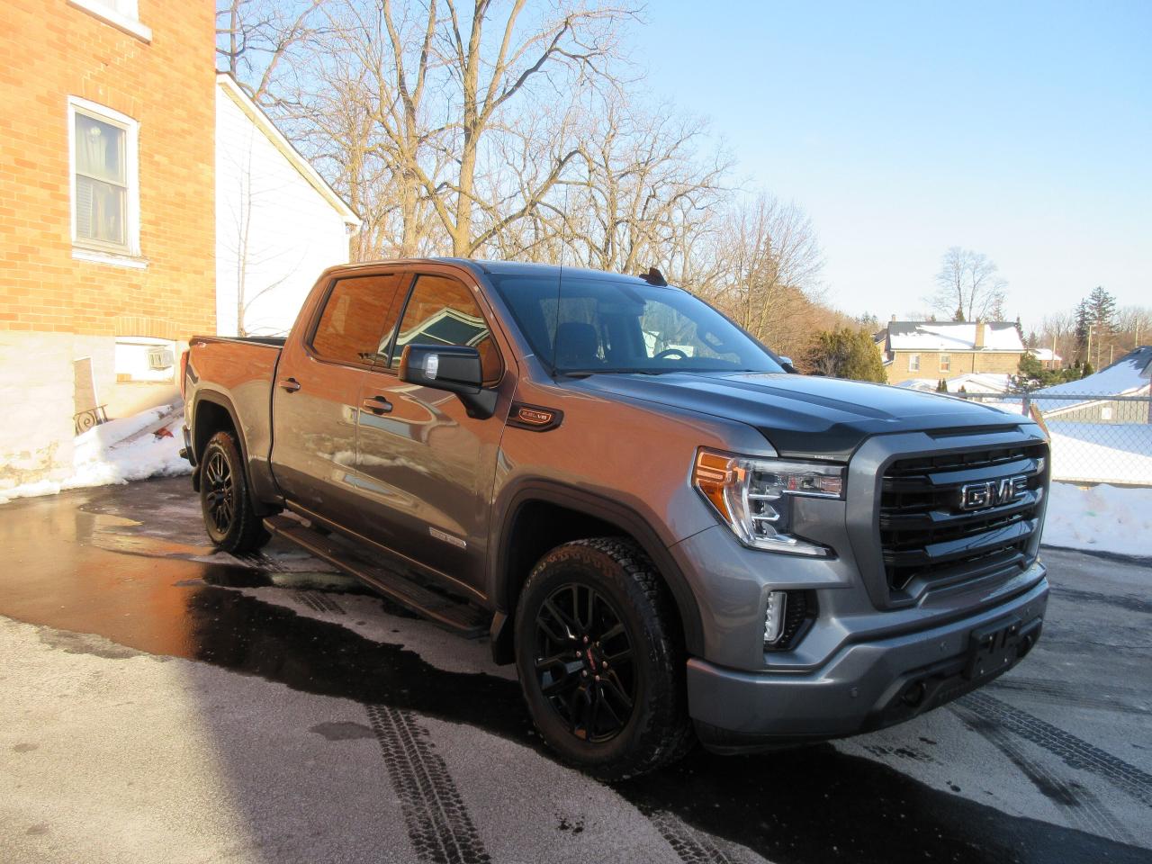 2021 GMC Sierra 1500 4WD Crew Cab 147" Elevation Photo