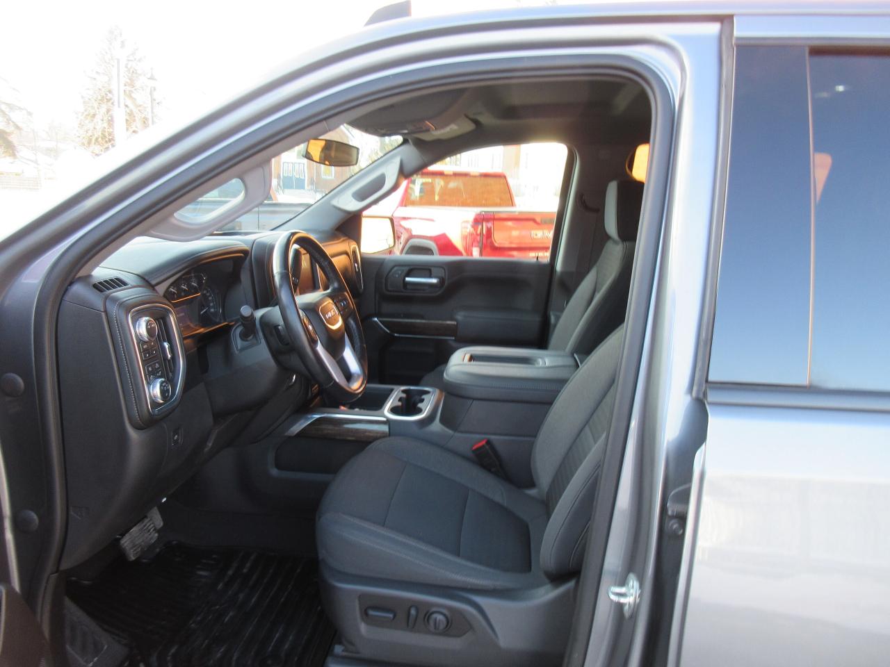 2021 GMC Sierra 1500 4WD Crew Cab 147" Elevation Photo