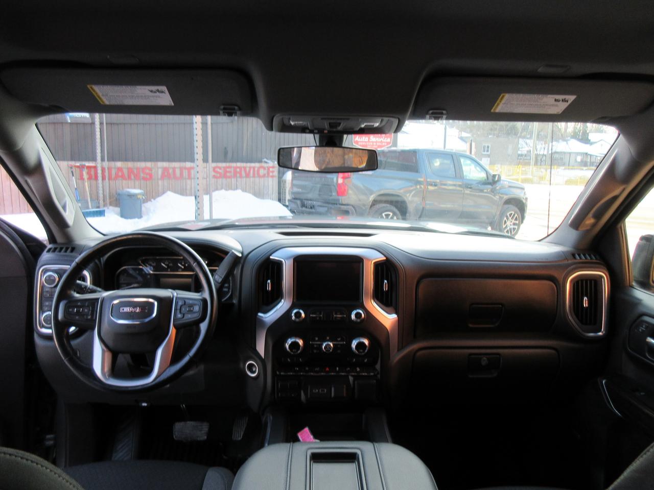 2021 GMC Sierra 1500 4WD Crew Cab 147" Elevation Photo