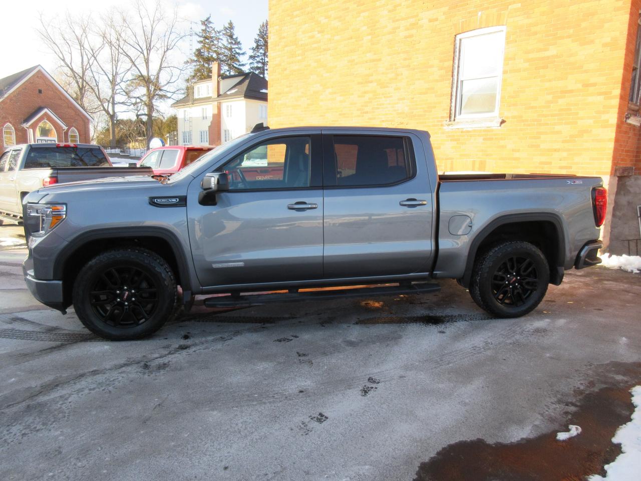 2021 GMC Sierra 1500 4WD Crew Cab 147" Elevation Photo