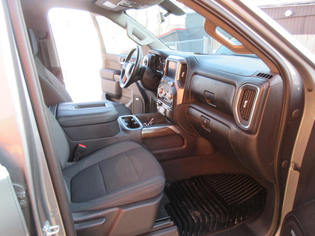 2021 GMC Sierra 1500 4WD Crew Cab 147" Elevation Photo