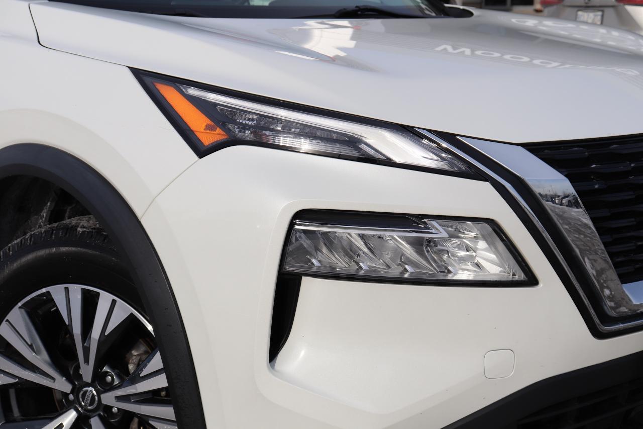 2021 Nissan Rogue SV PREMIUM PACKAGE 1 OWNER NO ACCIDENTS Photo