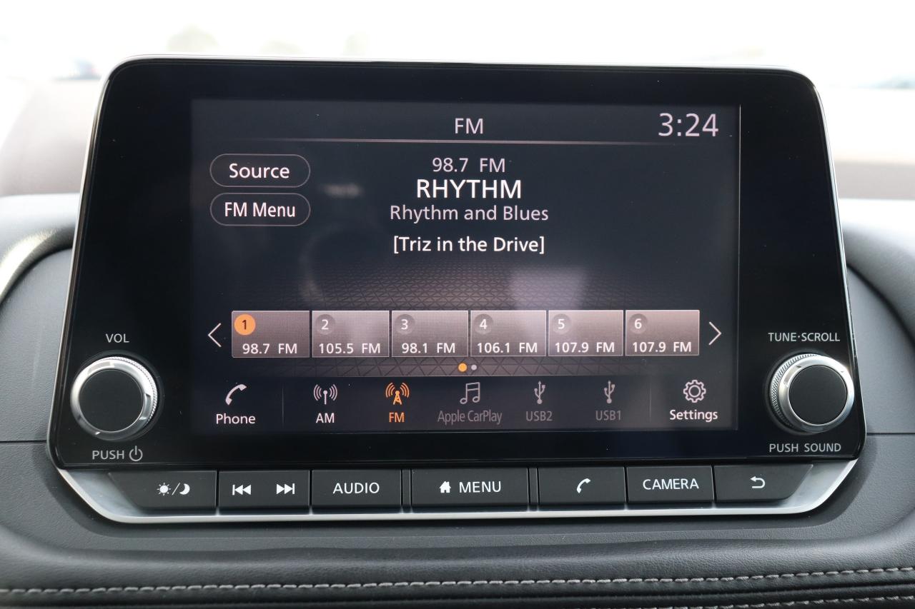 2021 Nissan Rogue SV PREMIUM PACKAGE 1 OWNER NO ACCIDENTS Photo