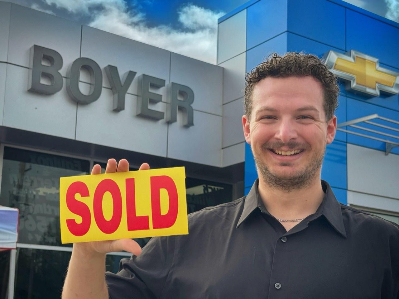 2026 GMC Sierra 1500 Crew Cab Short Box 4-Wheel Drive AT4 Photo