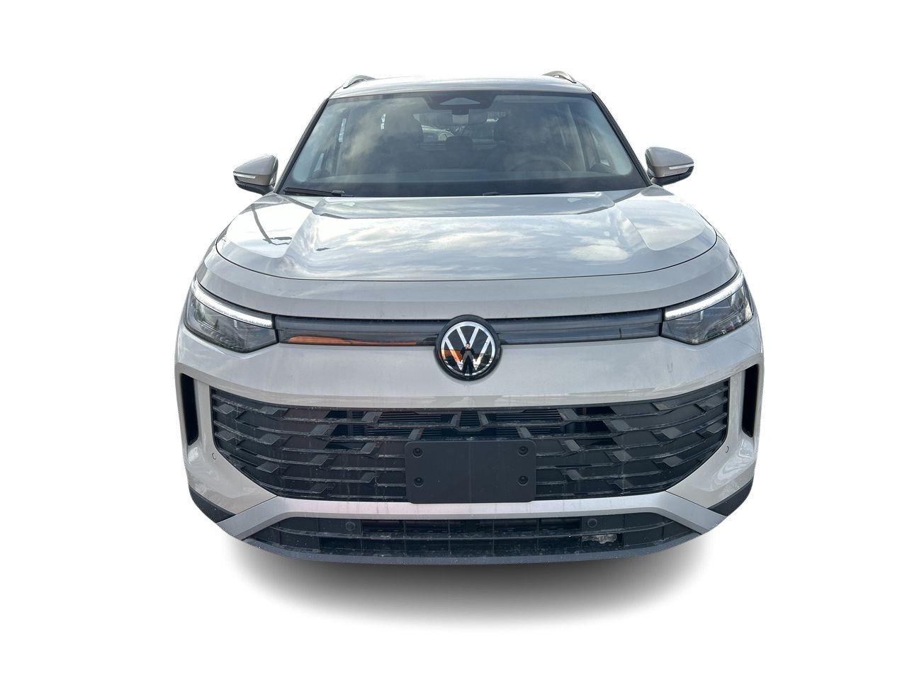 2026 Volkswagen Tiguan Comfortline 4MOTION Adaptive Cruise Control  Lane Photo3