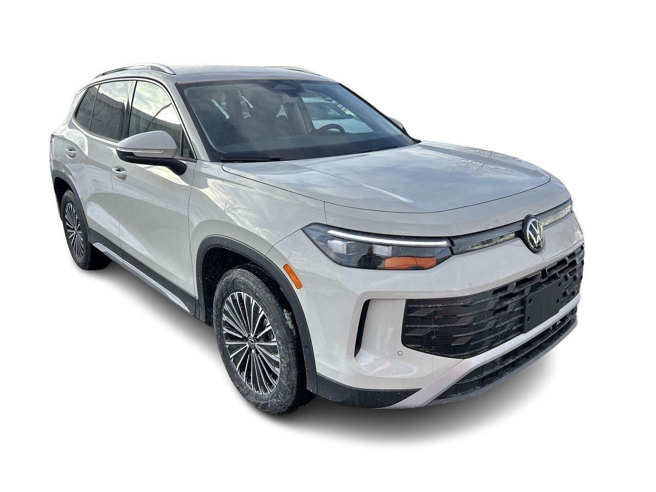 2026 Volkswagen Tiguan Comfortline 4MOTION Adaptive Cruise Control  Lane Photo