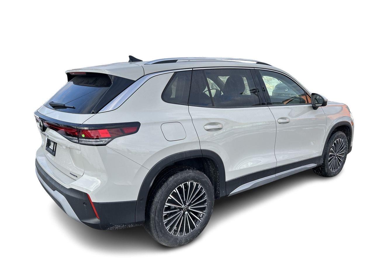 2026 Volkswagen Tiguan Comfortline 4MOTION Adaptive Cruise Control  Lane Photo