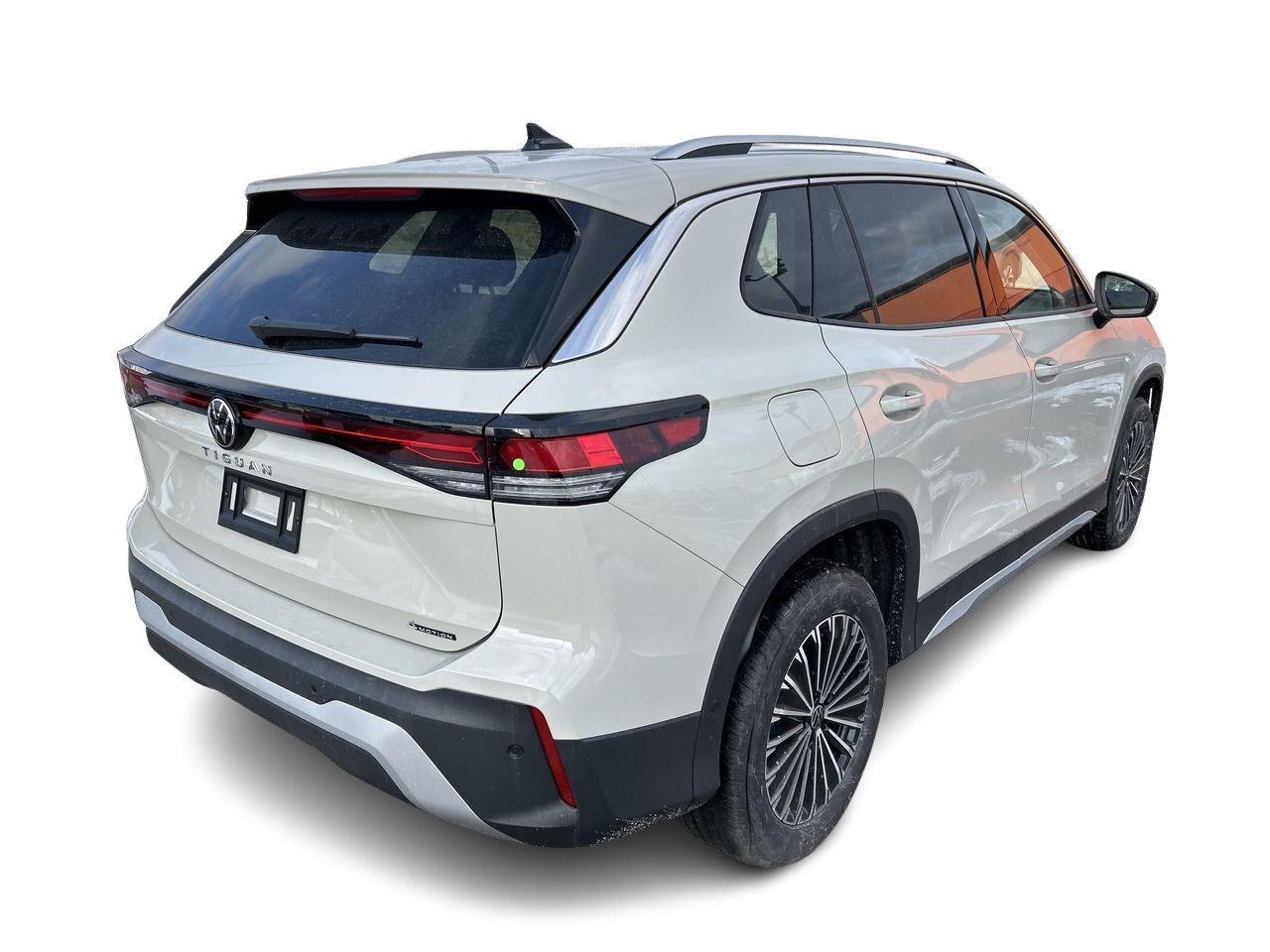 2026 Volkswagen Tiguan Comfortline 4MOTION Adaptive Cruise Control  Lane Photo