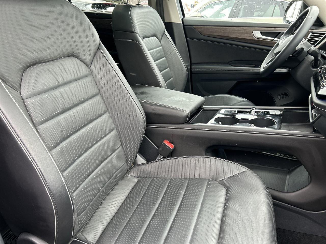 2024 Volkswagen Atlas Highline 2.0 TSI 4MOTION Leather  Sunroof  Alloy W Photo