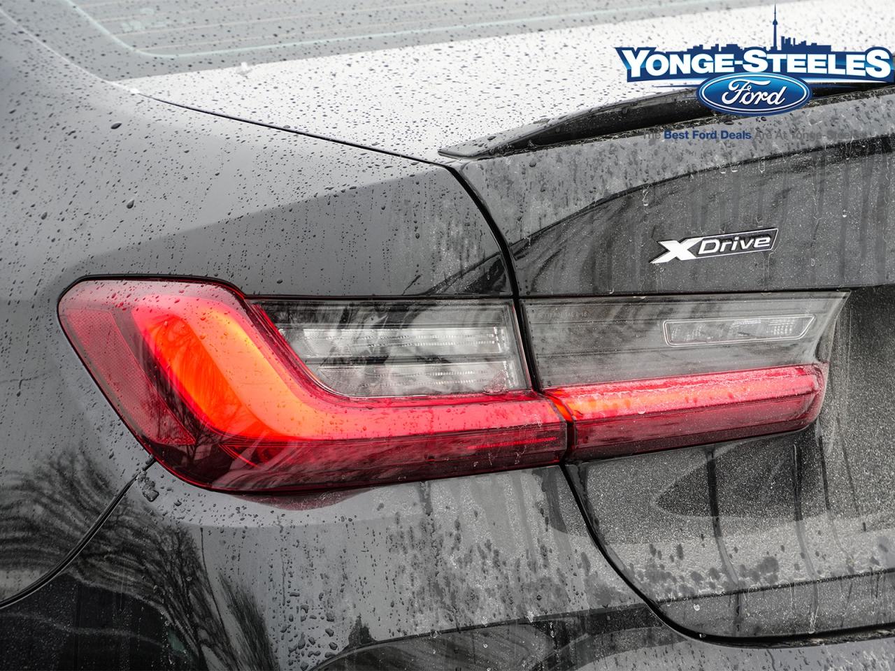 2023 BMW M3 Competition M xDrive Sedan Photo