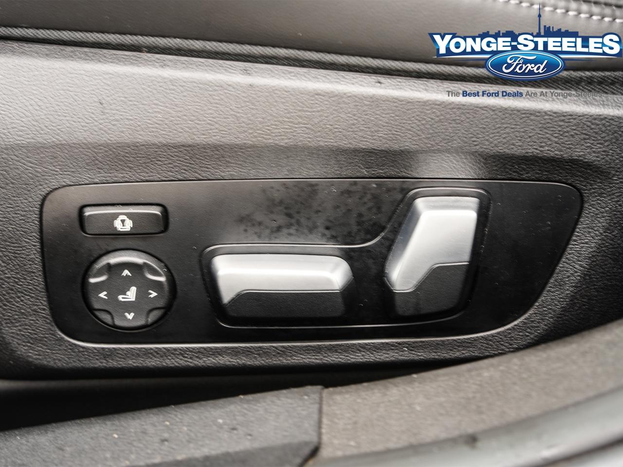 2023 BMW M3 Competition M xDrive Sedan Photo