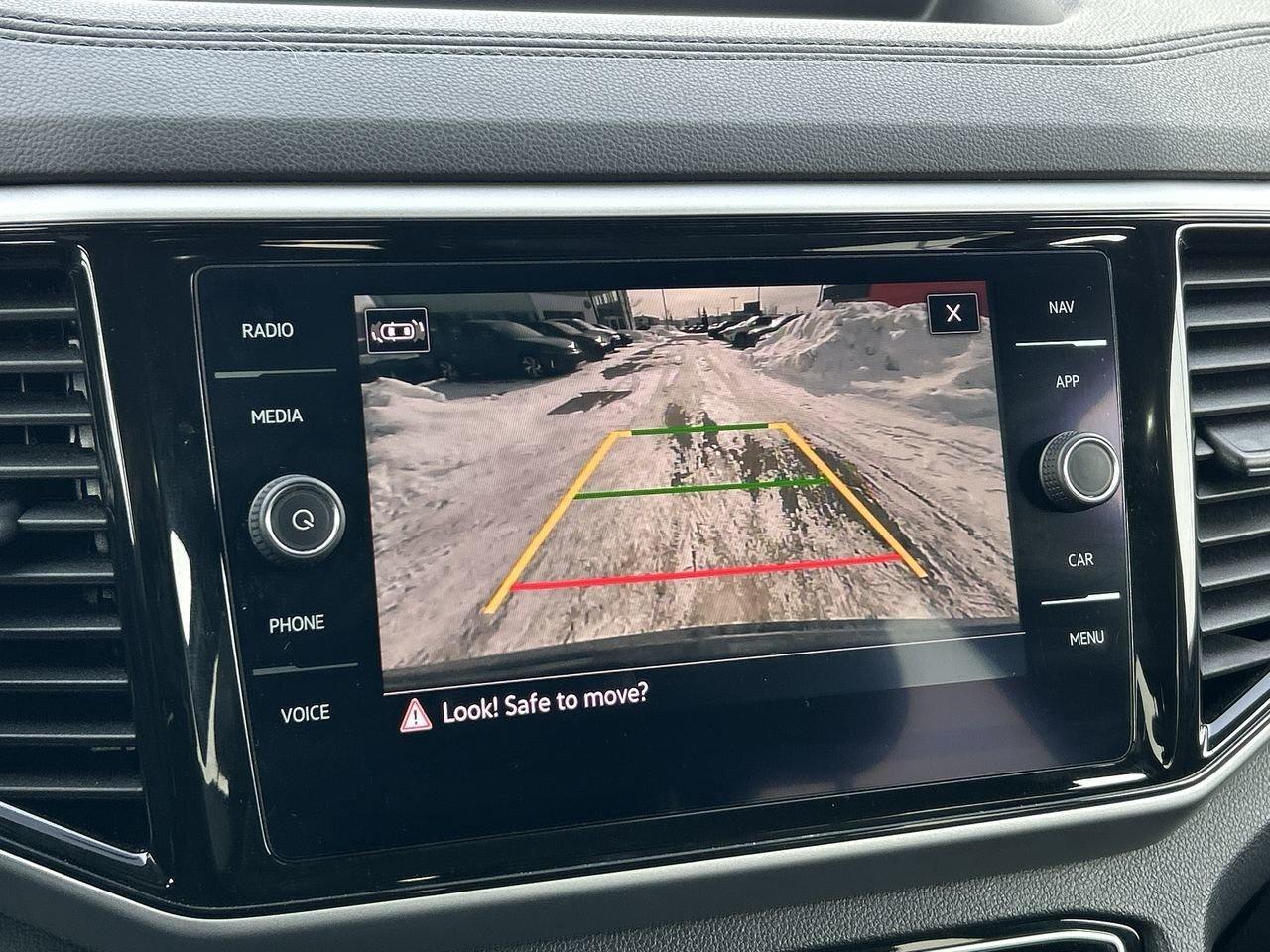 2021 Volkswagen Atlas Cross Sport Highline 2.0T 8sp at w/Tip 4MOTION Leather Seats Photo