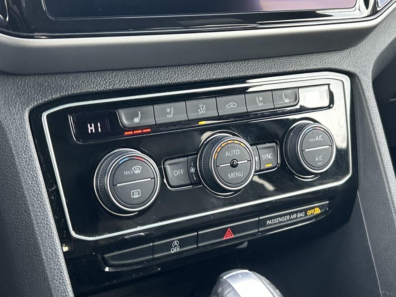 2021 Volkswagen Atlas Cross Sport Highline 2.0T 8sp at w/Tip 4MOTION Leather Seats Photo