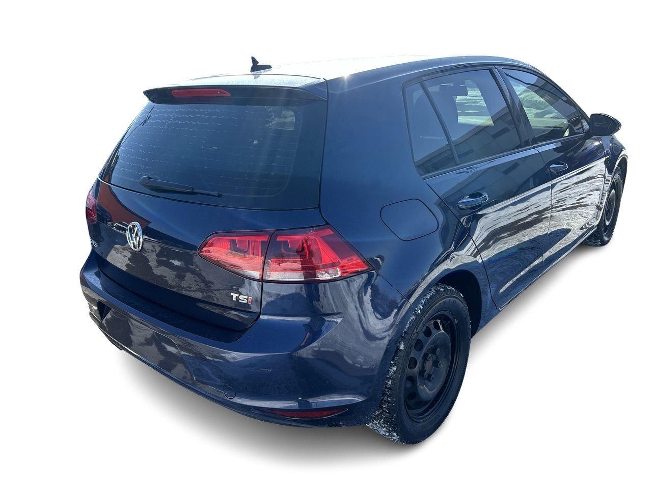 2017 Volkswagen Golf 5-Dr 1.8T Comfortline 6sp at w/Tip Keyless Start Photo